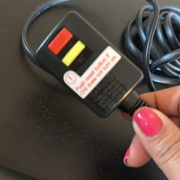 Chi Global Beauty Network Inc. Flat Iron - Picture 6 of 12